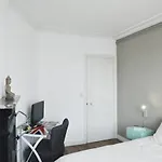 Small Cosy Nest In Paris 13 #2 Beds