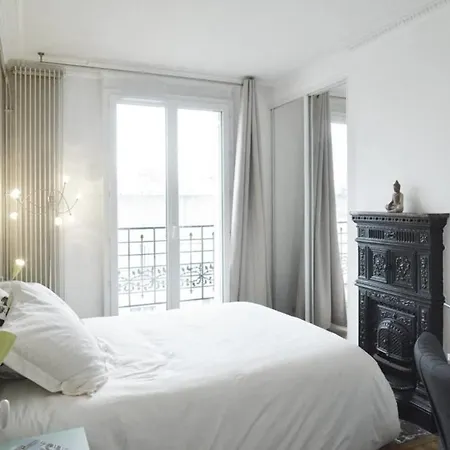Small Cosy Nest In 13 #2 Beds Apartment