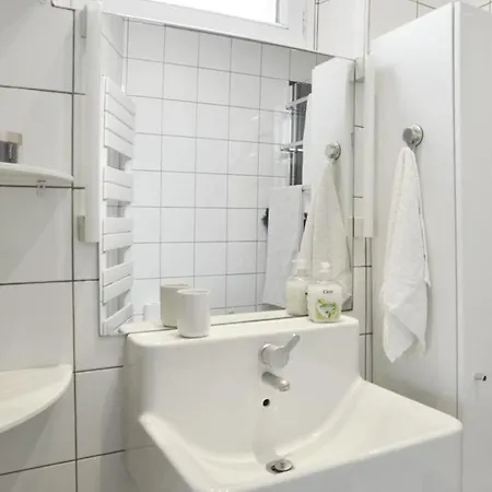 Small Cosy Nest In 13 #2 Beds Appartamento Parigi